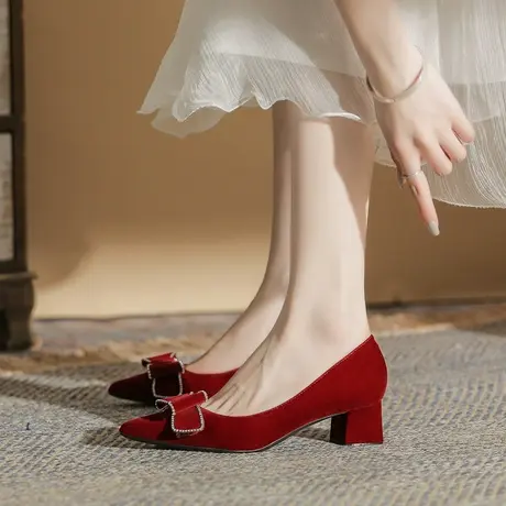 新娘结婚单鞋女粗跟2023年春夏季新款法式秀禾婚纱两穿红色高跟鞋图片