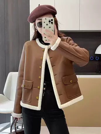 羊羔毛外套女短款秋冬季皮衣外套2023新款小个子韩系加厚上衣潮款图片