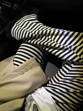 条纹直筒休闲裤女爆款春秋高腰显瘦高腰垂感直筒拖地裤休闲裤商品大图