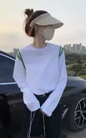 白色打底衫女内搭2023春秋装新款设计感撞色露肩长袖t恤洋气上衣商品大图