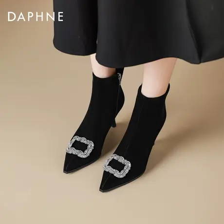 达芙妮黑色加绒短靴女2026新款冬季尖头细跟高跟靴法式水钻瘦瘦靴图片