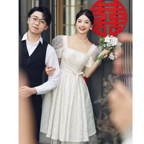 白色领证登记小礼服订婚连衣裙平时可穿高端轻奢小众法式泡泡袖夏商品大图