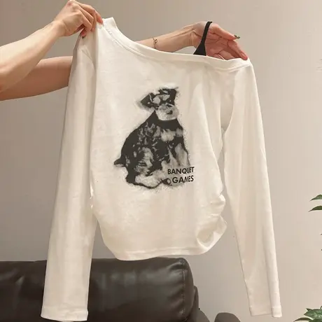 超好看独特漂亮露肩白长袖T恤女褶皱斜肩chic韩系慵懒松弛感上衣图片