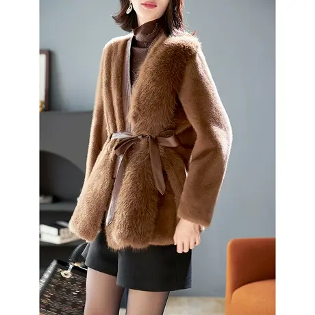 宝诗黎2023年冬季新款V领系带保暖大衣女纯色宽松美拉德毛毛外套商品大图