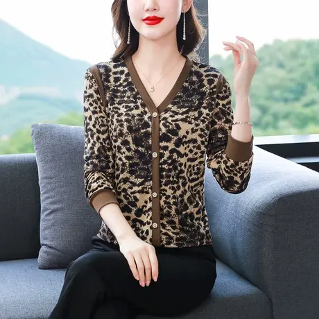 2023秋装新款时尚洋气中年女妈妈装宽松大码减龄长袖打底衫女遮肉商品大图