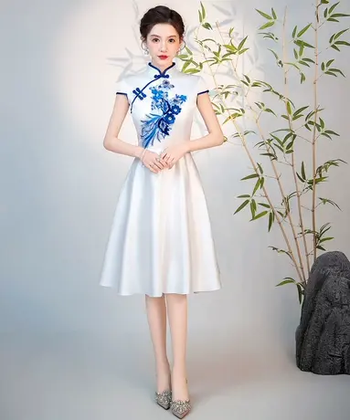高中学生大合唱演出服礼仪小姐颁奖礼服主持人迎宾接待中式旗袍裙图片