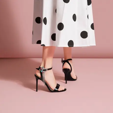 熙漫2023春夏新款时尚凉鞋流苏水钻露趾女鞋性感细跟一字扣高跟鞋商品大图