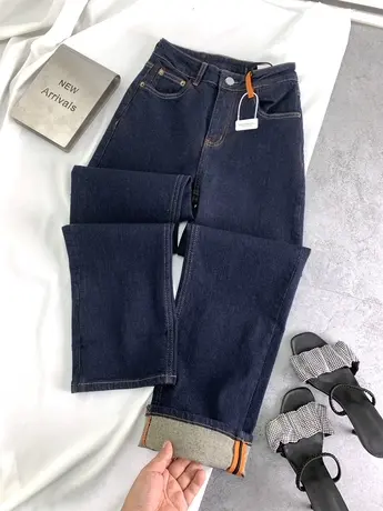 代嘉儿同款弹力牛仔直筒裤2024春季新款显瘦百搭高腰小宽松烟管裤图片