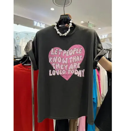 韩国东大门2022夏季新款宽松时髦粉色爱心字母垫肩短袖T恤女商品大图