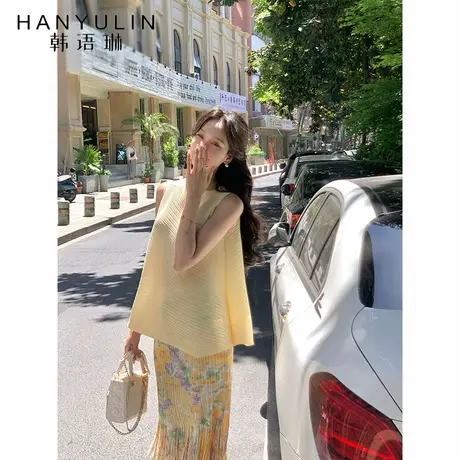 韩语琳 多巴胺黄色宽松别致无袖上衣女夏季流苏半身裙套装两件套图片