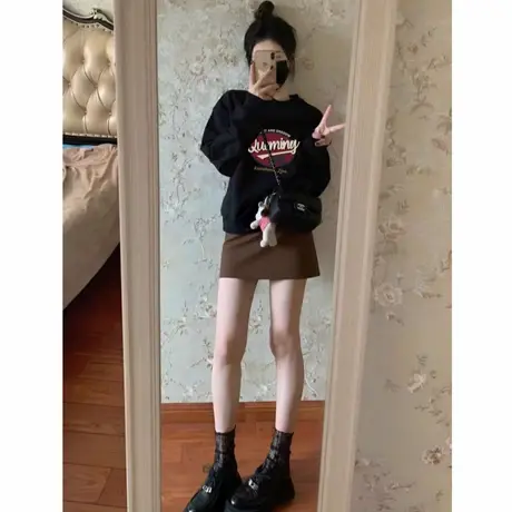 美式黑色圆领长袖无帽卫衣女款2025新款秋季宽松显瘦短款时尚上衣商品大图