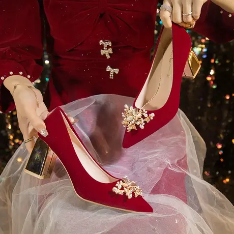 粗跟高跟鞋子女2024新款中式秀禾敬酒服红色结婚鞋新娘鞋孕妇单鞋图片