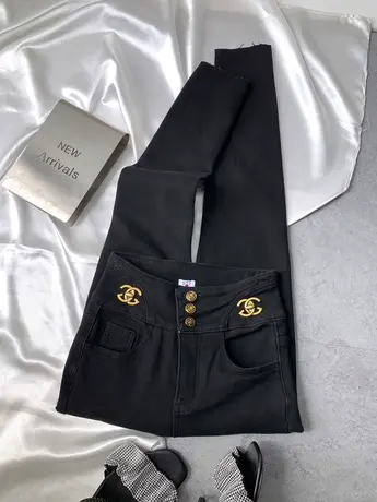 佳妲己金属排扣牛仔小脚裤女2023秋季新款显瘦百搭弹力包臀高腰裤图片