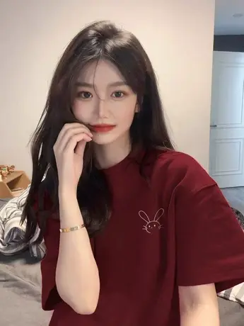 本命年酒红色短袖t恤女夏季2023新款美式复古纯棉正肩甜辣风上衣商品大图