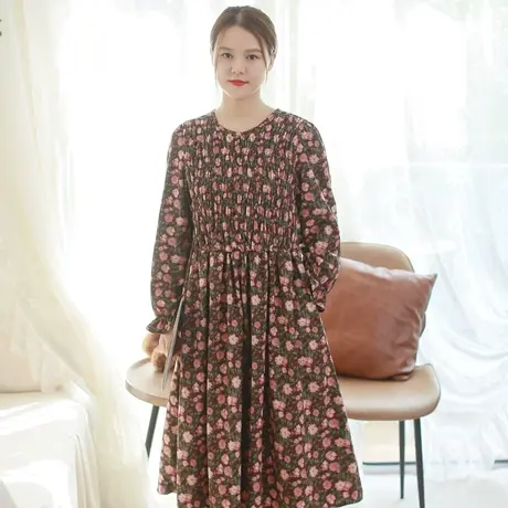 【买一送一】秋新品复古灯芯绒花色连衣裙大码打揽收腰显瘦打底裙图片