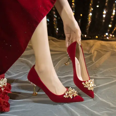 高级感婚鞋新娘鞋女鞋2024春季新款单鞋女款中式秀禾结婚鞋高跟鞋图片