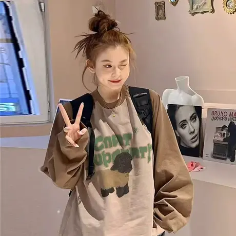 爆款小众美式复古长袖t恤女秋冬插肩袖卫衣卡其色印花图案上衣ins商品大图