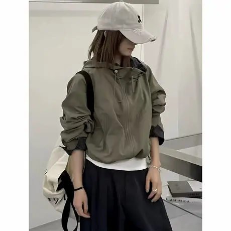 韩版时尚百搭宽松显瘦连帽冲锋衣短外套女2025秋季新款休闲上衣潮商品大图