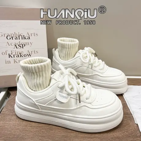 环球超火奶fufu小白鞋女春秋2025新款百搭爆款厚底增高休闲板鞋子图片