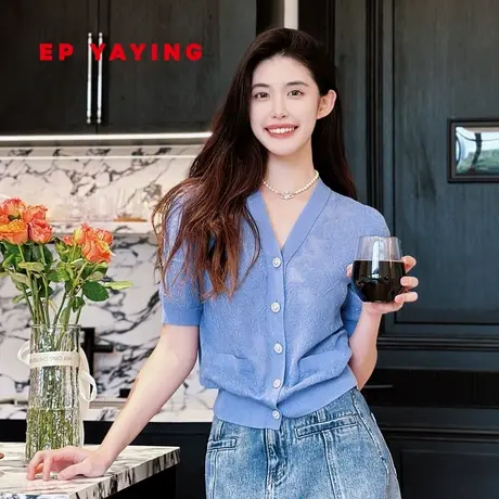 EP YAYING雅莹女装 提花v领短款修身针织开衫 2023秋冬新款9103A商品大图