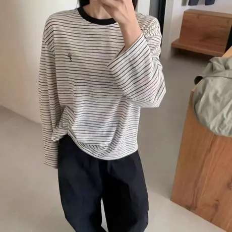 2025秋季新款韩版宽松刺绣条纹长袖T恤女休闲百搭打底衫洋气上衣商品大图