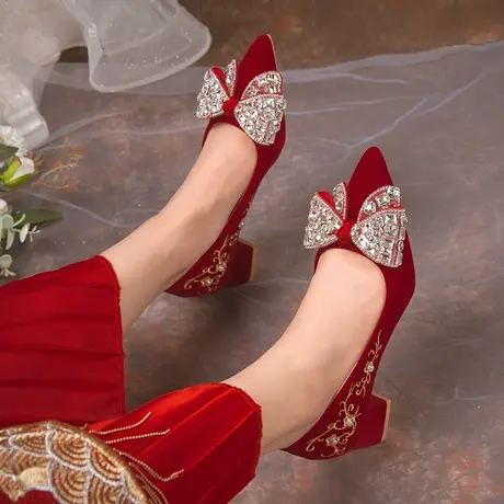 高级感红色婚鞋女新娘鞋粗跟结婚鞋中式禾秀婚纱细高跟鞋单鞋女鞋商品大图