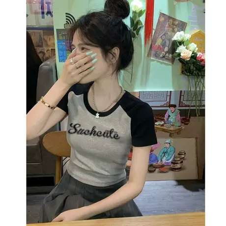 辣妹正肩短袖t恤女夏设计感小众纯欲风修身显瘦露脐短款上衣ins潮商品大图