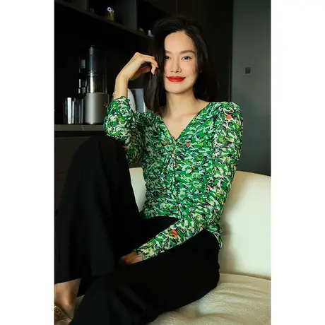 23秋冬春夏新款女装网纱双层百搭抽绳绿色春日花园女士打底衫上衣图片