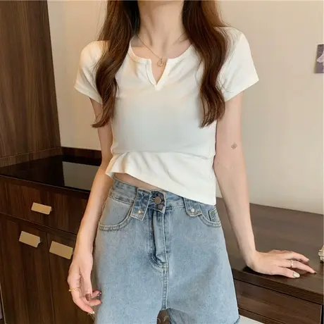 v领短袖t恤女显瘦夏季2024年新款韩版设计感小众独特辣妹正肩上衣商品大图