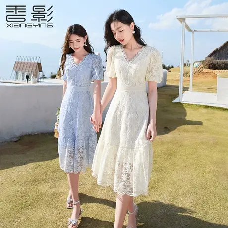 香影蕾丝连衣裙女夏2023新款重工钩花镂空泡泡袖花边v领裙子淑女图片