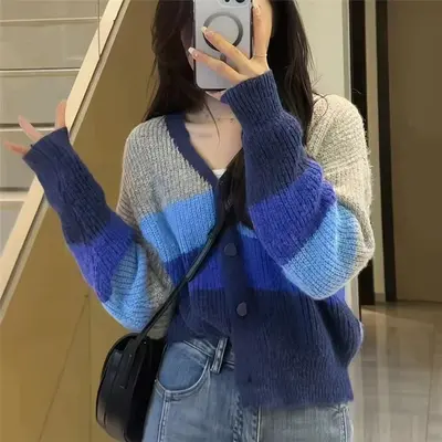 早秋条纹v领针织开衫女毛衣2023新款爆款设计感减龄外套女春秋款图片