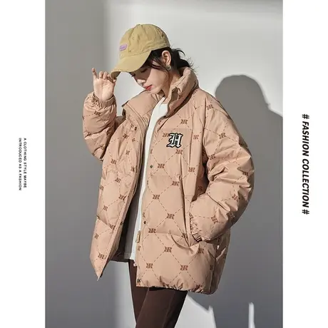 [商场同款]唐狮冬季羽绒服女时尚特色字母满印加厚保暖潮流立领图片