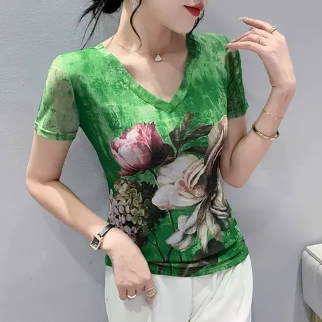 高级感别致漂亮t恤女短袖洋气打底衫夏季时尚网纱印花V领上衣修身图片