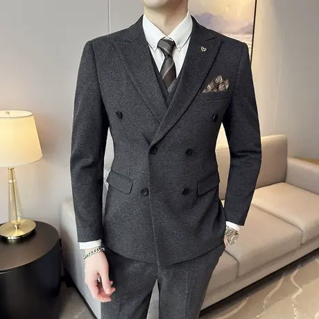 秋冬加厚毛呢外套男英伦风戗驳领双排扣西服修身痞帅新郎结婚礼服图片