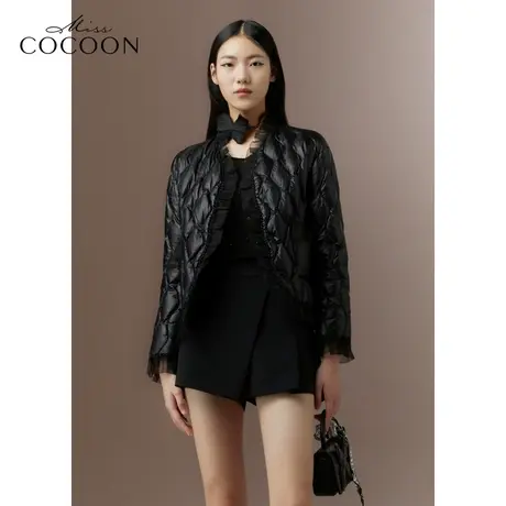 COCOON商场同款2023秋冬新款法式蕾丝拼接小香风绗缝轻薄羽绒服图片