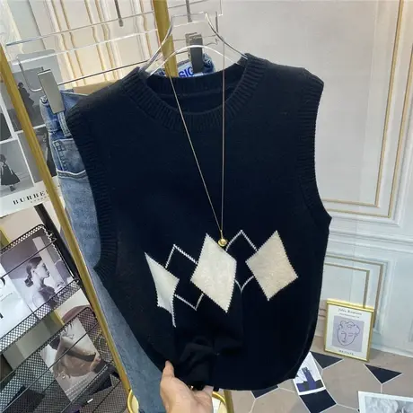 菱格圆领针织马甲女洋气宽松学院风复古宽松慵懒日系毛衣背心秋冬图片