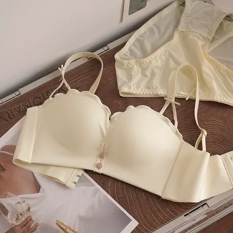 少女甜美内衣小胸聚拢无钢圈胸罩上托收副乳防下垂薄款文胸套装女图片