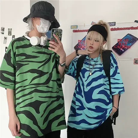 2023年春夏国潮牌新款情侣女装ins大码网红上衣斑马纹宽松短袖t恤图片