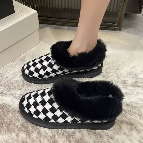 棋盘格皮毛一体雪地靴女大童冬季新款加绒加厚短筒棉鞋少女面包鞋图片