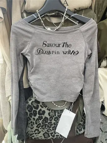 韩版立体字母印花一字肩上衣T恤女修身短款长袖百搭洋气打底衫潮商品大图