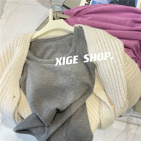 方领一体式带胸垫背心女秋冬加厚修身显瘦双面磨毛内搭吊带打底衫图片