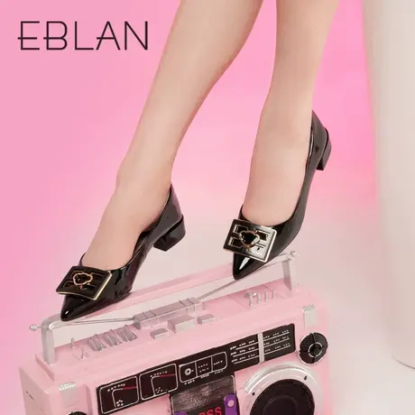 伊伴春季女鞋泰迪方扣甜美气质单鞋漆面低跟尖头女鞋低跟皮鞋商品大图