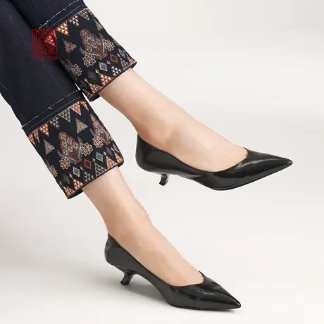 EP雅莹高端系列女鞋 优雅气质小猫跟尖头女鞋 商场同款XL01A图片