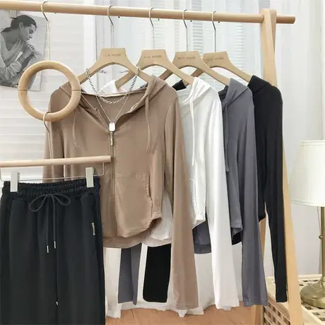 生椰拿铁~卡其连帽拉链长袖修身T恤衫女春秋新款纯欲休闲短款上衣商品大图