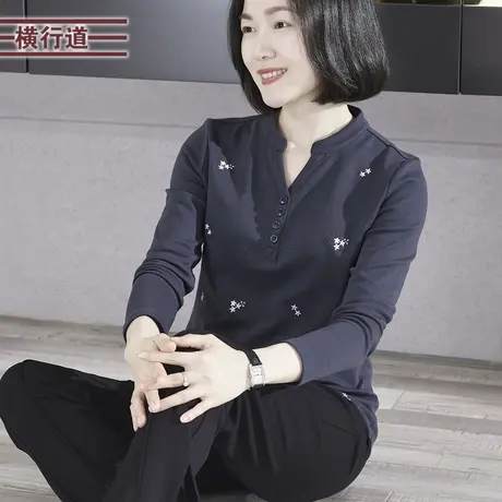 2023冬季新款简约休闲立领绣花合体长袖T恤女装大码上衣服妈妈装图片