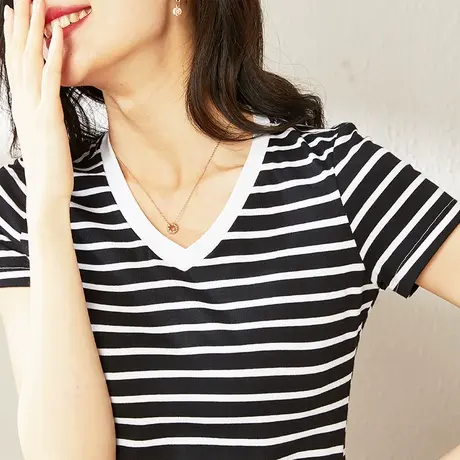 雀后黑白条纹短袖t恤女2023夏装新款显瘦百搭半袖上衣V领棉打底衫商品大图