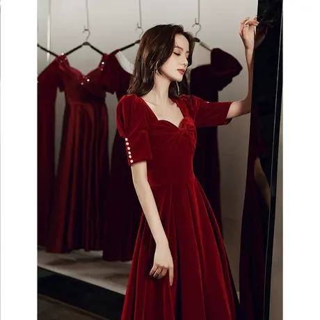 丝绒敬酒服新娘女高级感酒红色订婚回门服法式小礼服裙女平时可穿图片