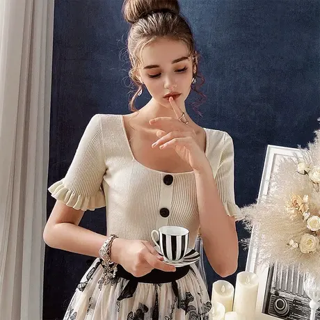 粉红大布娃娃针织衫短袖上衣女2022新款打底修身显瘦薄款短袖方领商品大图