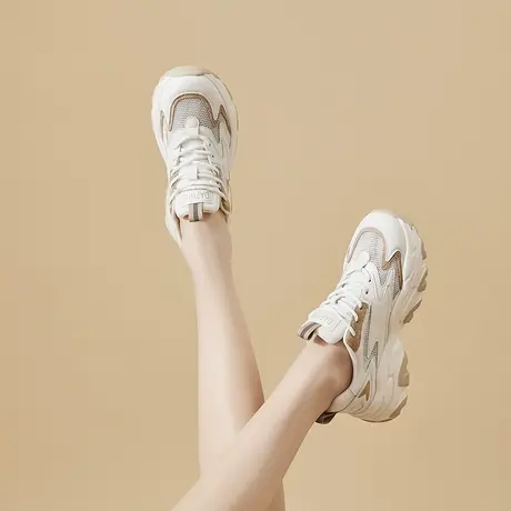 达芙妮女运动休闲鞋春夏百搭2022新款夏季薄款透气潮ins白色厚底图片