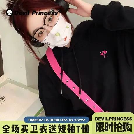 韩系甜妹风小众黑色卫衣女2023秋冬新款chic学院风显白加绒款上衣图片